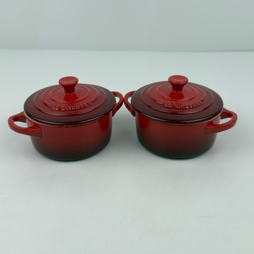 Le Creuset Cerise Red 8 oz Mini Round Cocotte Stoneware Set of 2 New